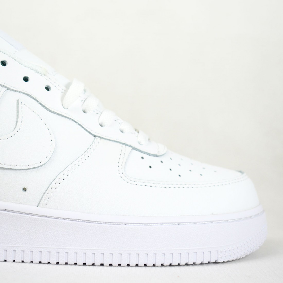 air force one low white mens